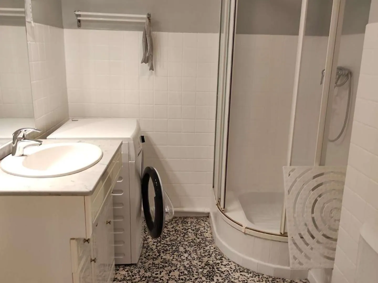 Apartment T2- Piscine- Commerces- Plages- Clim Le Lavandou France